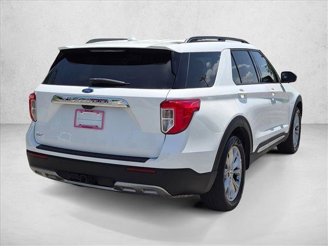 Certified 2023 Ford Explorer XLT w/ Equipment Group 202A RWD image 5