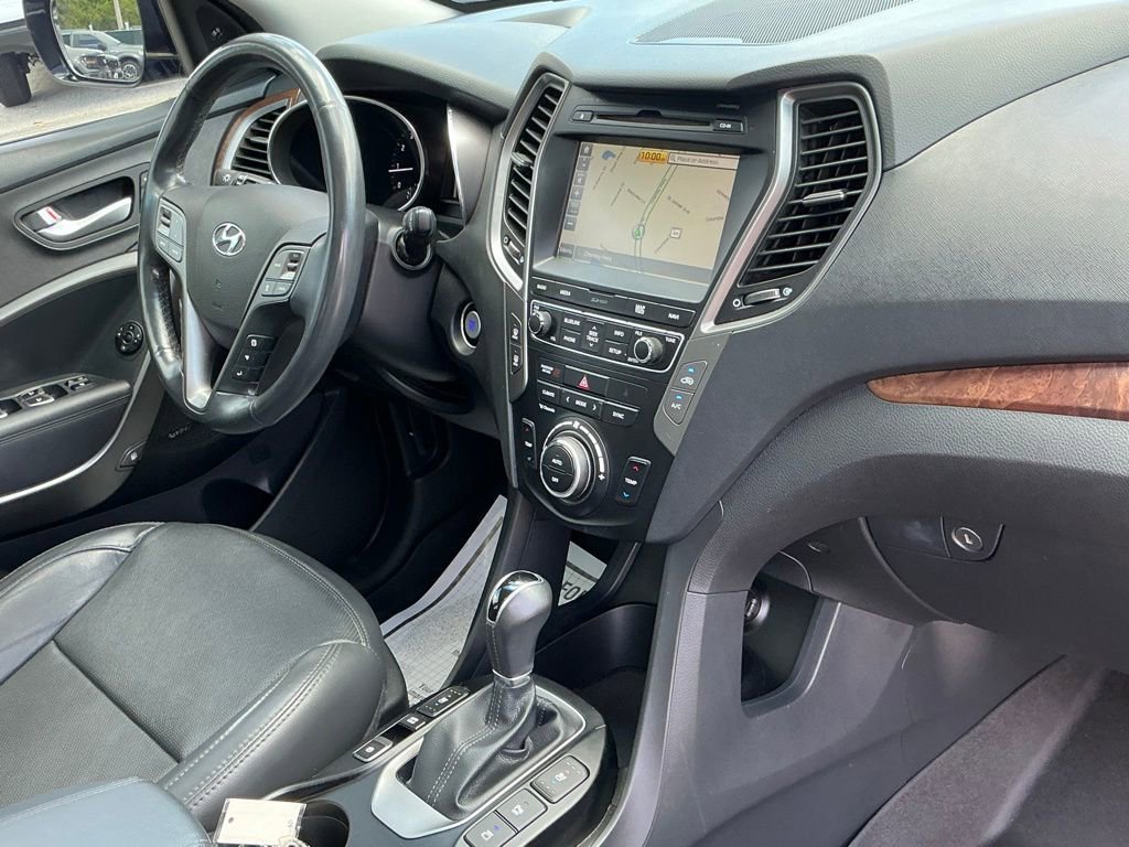 Used 2018 Hyundai Santa Fe Sport w/ 2.0T Ultimate Tech Package 05 FWD image 15
