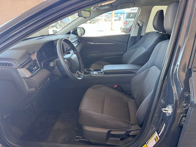 Used 2025 Toyota Camry LE FWD image 9