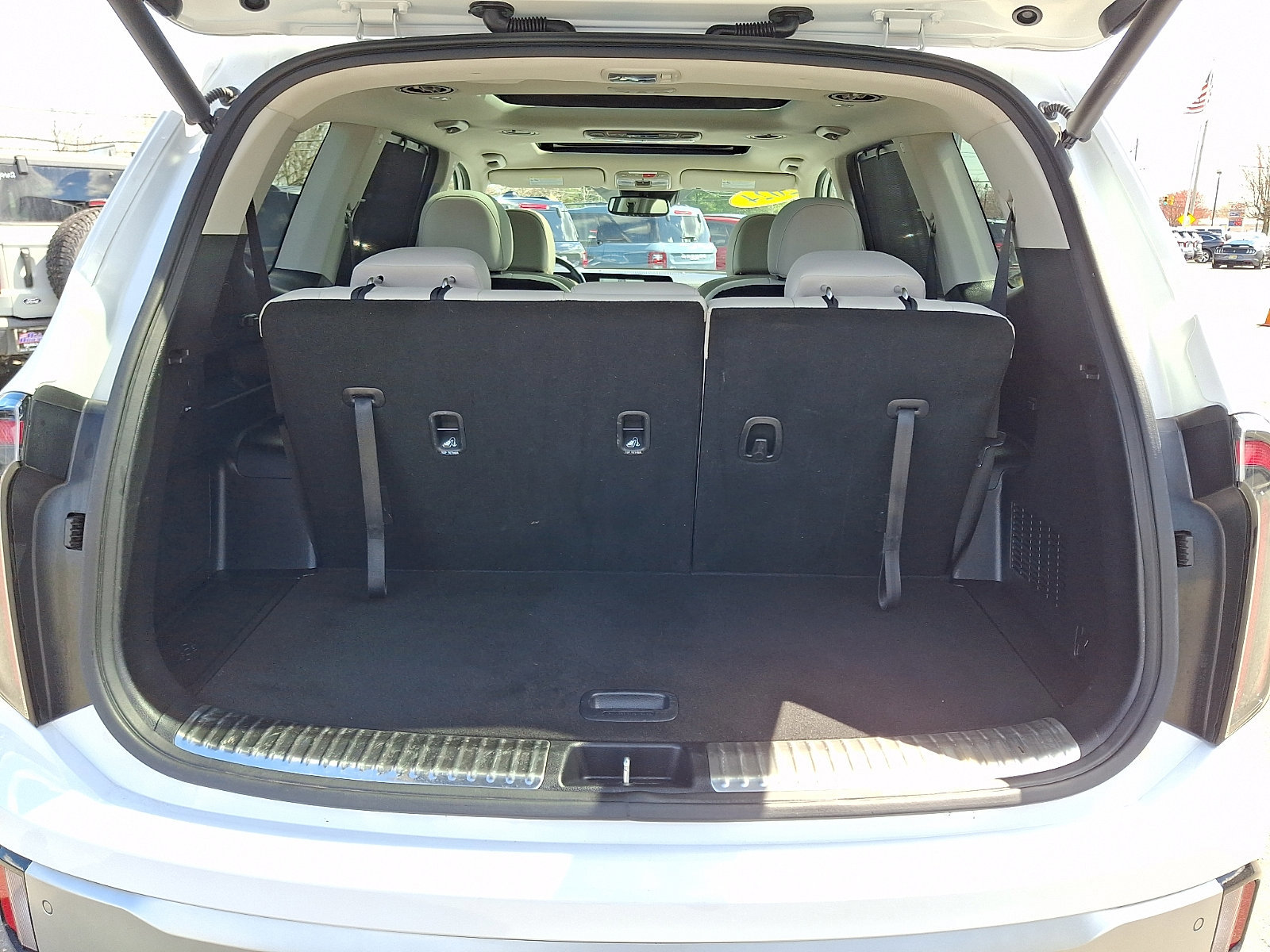 Used 2024 Kia Telluride SX image 30