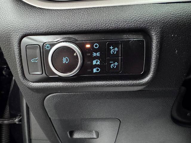 Certified 2023 Ford Explorer XLT w/ Equipment Group 202A image 19