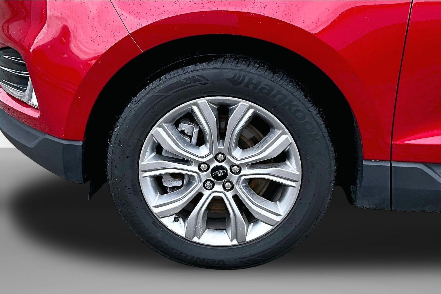 Certified 2024 Ford Edge Titanium AWD/4WD image 9