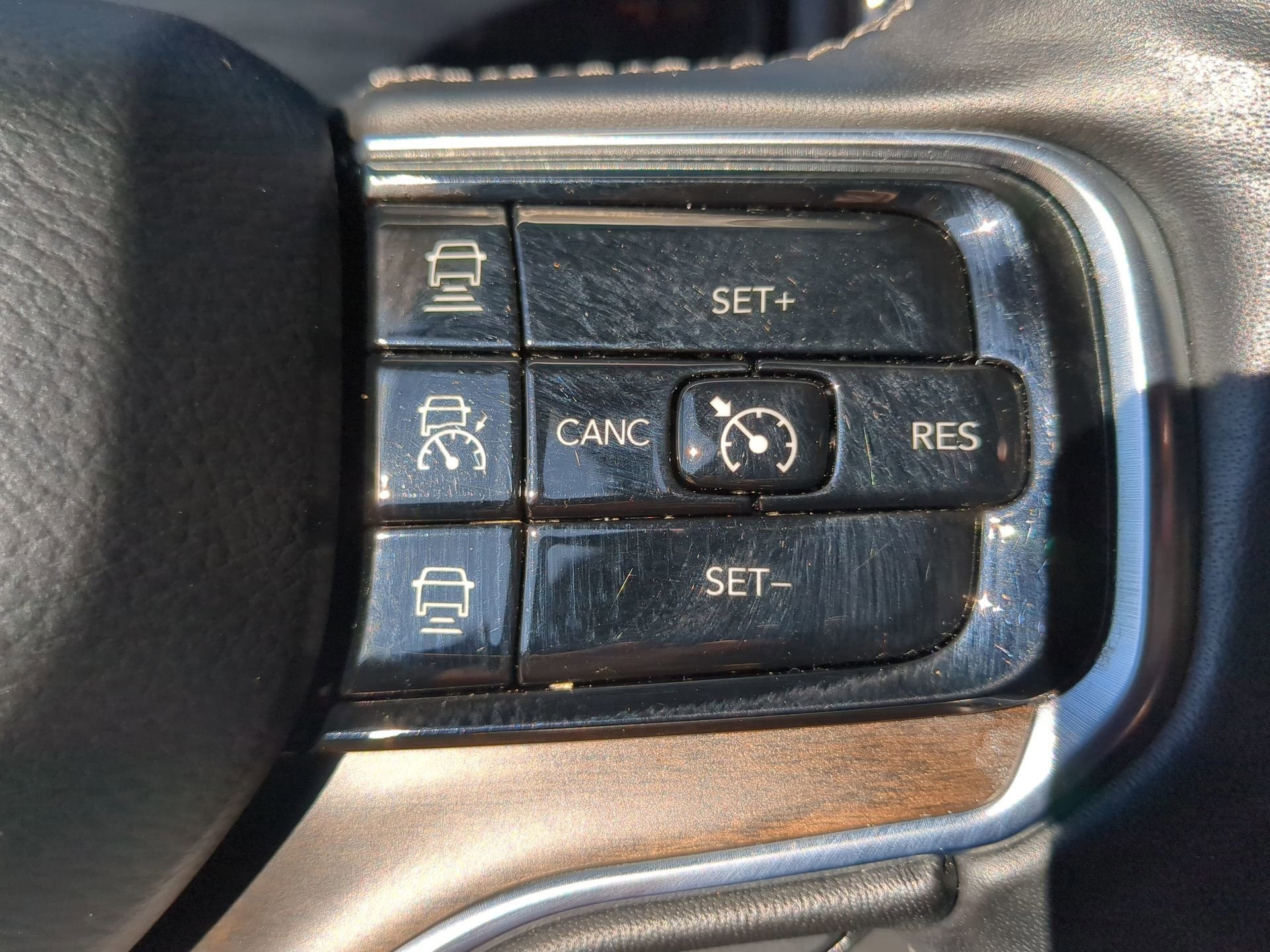 Used 2022 Jeep Grand Wagoneer Series I image 59