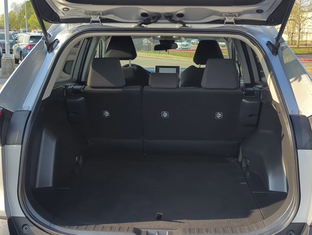 Used 2025 Toyota RAV4 LE image 10