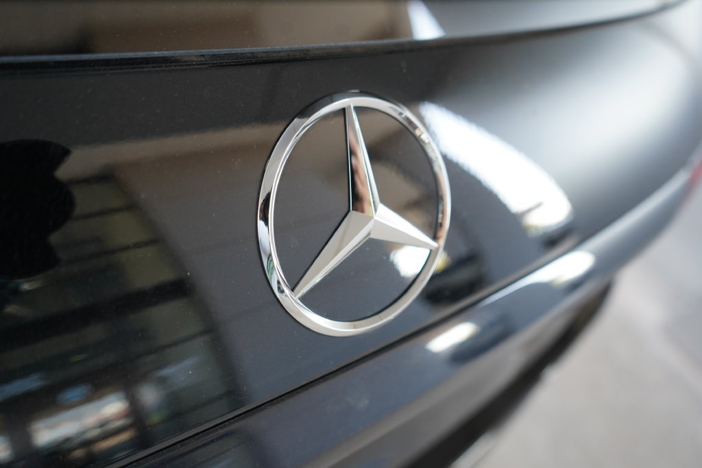 Used 2024 Mercedes-Benz GLC 300 4MATIC image 6