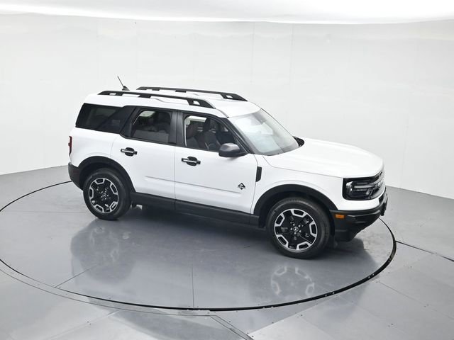 Certified 2023 Ford Bronco Sport Outer Banks w/ Tech Package image 41