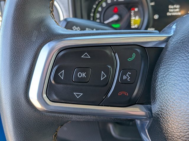Used 2024 Jeep Wrangler Unlimited Sahara AWD/4WD image 15