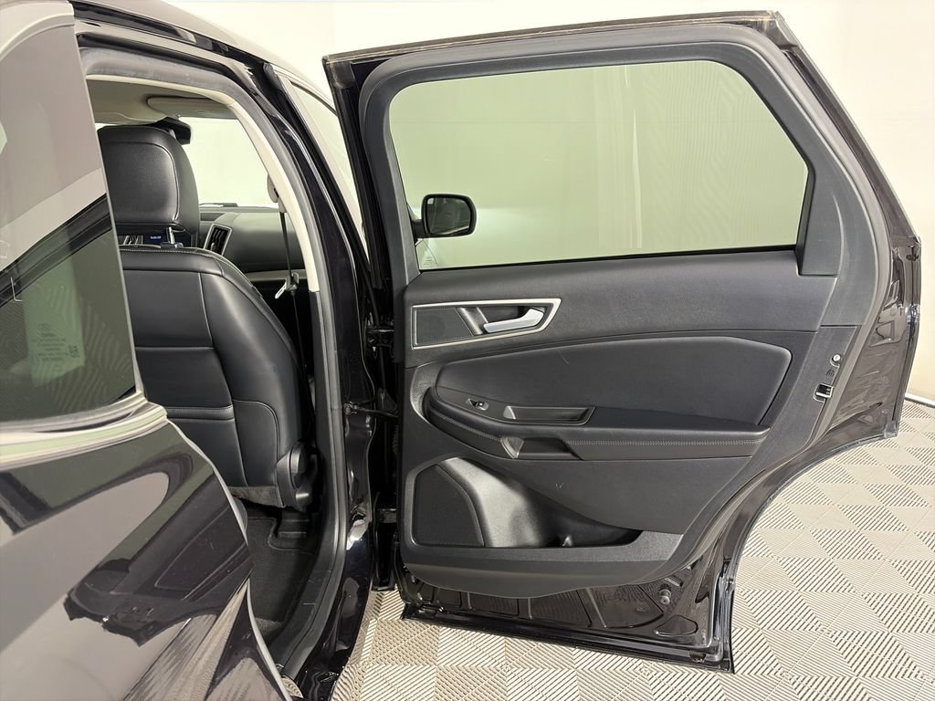 Certified 2024 Ford Edge SEL AWD/4WD image 28