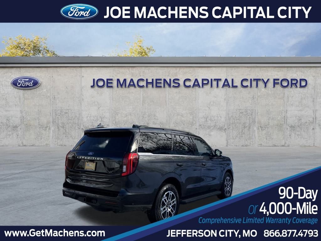 Certified 2025 Ford Expedition Active image 5