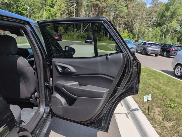 Used 2024 Chevrolet Trax RS w/ Driver Confidence Package FWD image 16