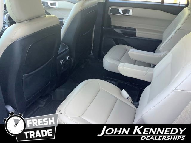 Certified 2020 Ford Explorer XLT w/ Equipment Group 202A AWD/4WD image 30