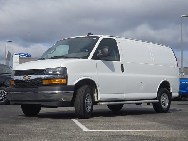 Used 2024 Chevrolet Express 2500 w/ Driver Convenience Package image 12