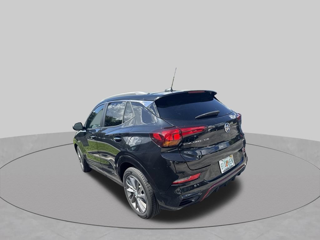 Used 2023 Buick Encore GX Select w/ Sport Touring Package FWD image 5