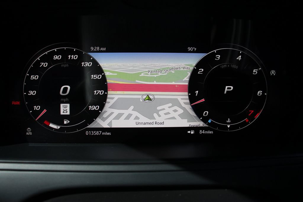 Used 2022 Jaguar F-TYPE Coupe RWD image 27