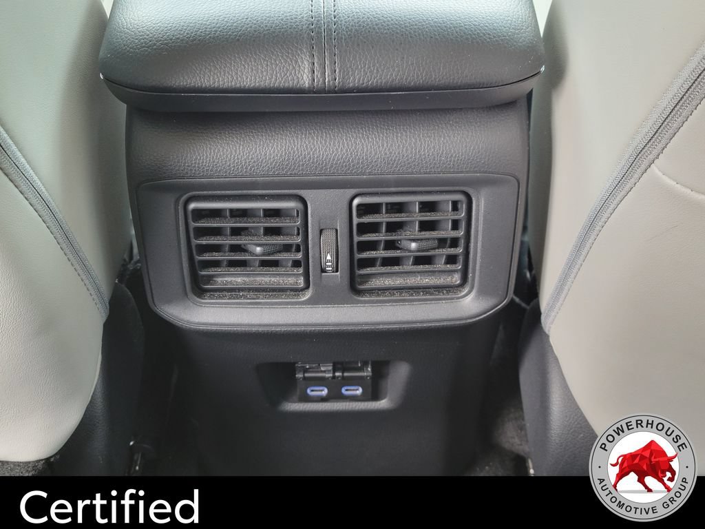 Used 2022 Toyota RAV4 Limited FWD image 17