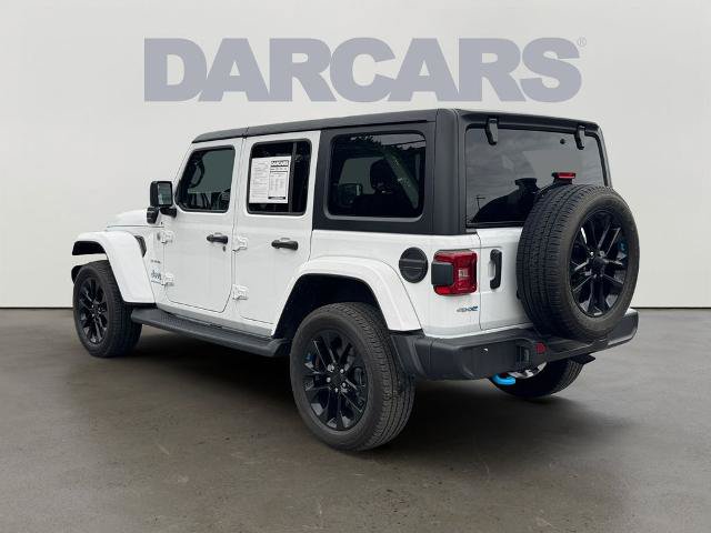 Used 2023 Jeep Wrangler Unlimited Sahara w/ Cold Weather Group AWD/4WD image 4