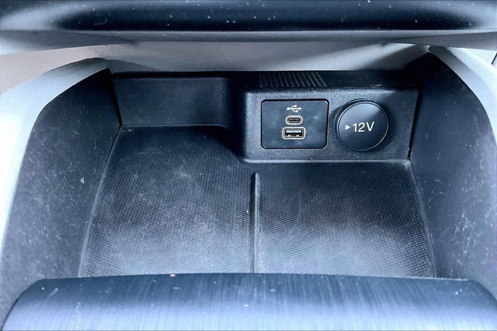 Certified 2024 Ford Escape Active w/ Cold Weather Package FWD image 32