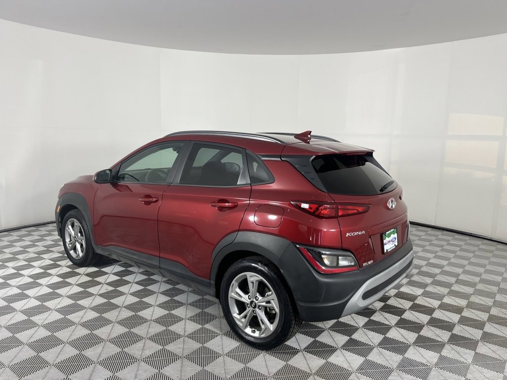 Used 2023 Hyundai Kona SEL image 3