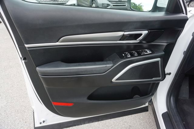 Used 2020 Kia Telluride S w/ S 8 Passenger Seating Package FWD image 21