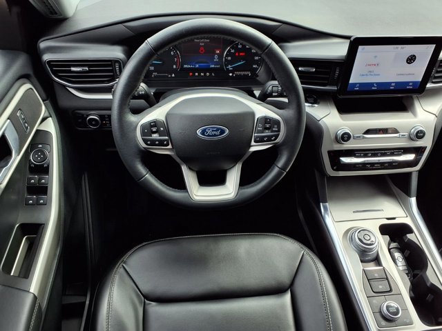 Certified 2024 Ford Explorer XLT w/ Equipment Group 202A image 8
