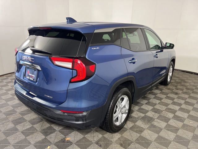 Used 2024 GMC Terrain SLE AWD/4WD image 5