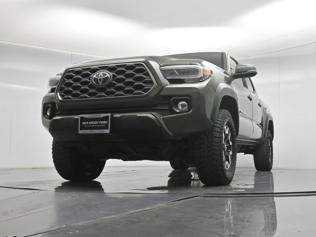 Used 2022 Toyota Tacoma TRD Off-Road w/ Technology Package RWD image 47