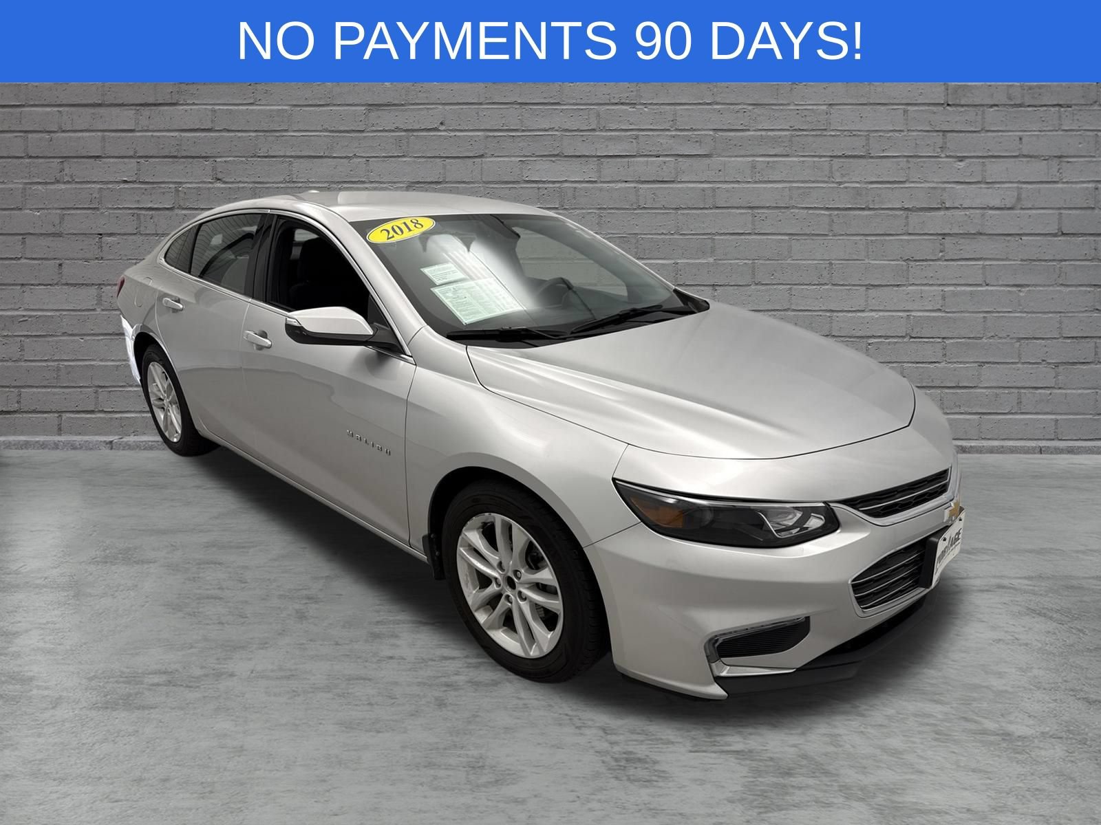 Used 2018 Chevrolet Malibu LT FWD image 1