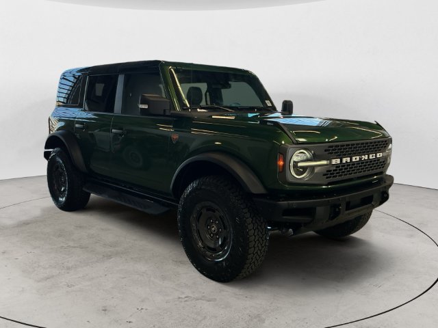 Certified 2024 Ford Bronco Badlands AWD/4WD image 3