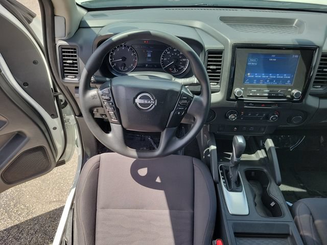 Used 2024 Nissan Frontier S w/ Technology Package RWD image 16
