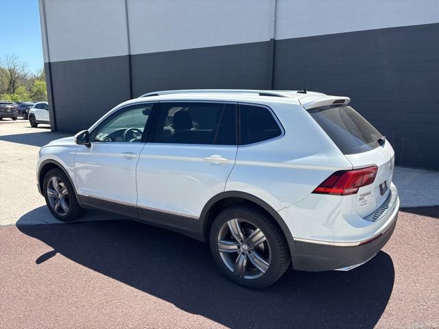 Used 2021 Volkswagen Tiguan SEL AWD/4WD image 35