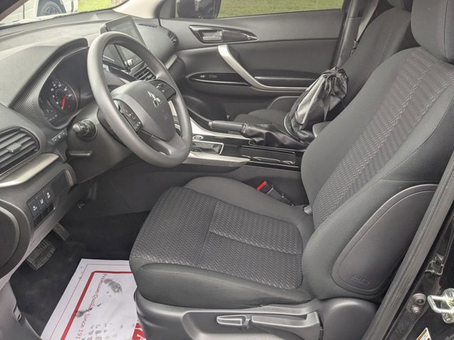 Used 2024 Mitsubishi Eclipse Cross LE image 13