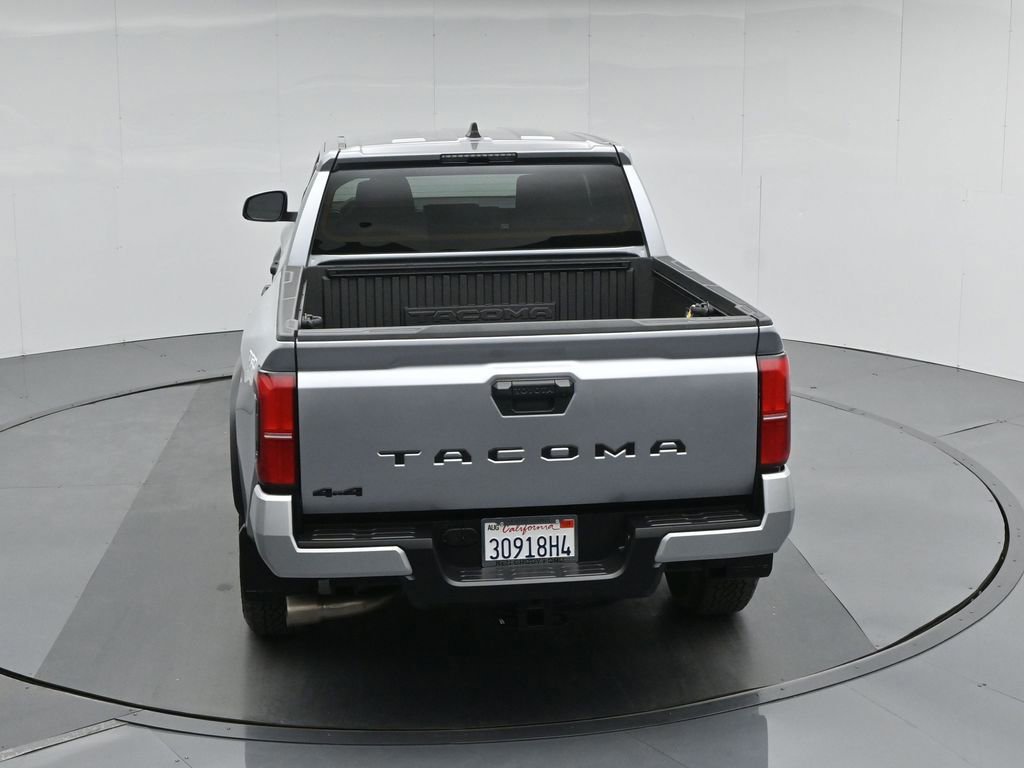 Used 2025 Toyota Tacoma TRD Off-Road image 14