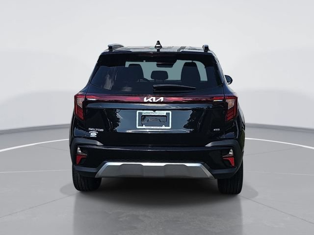 Used 2024 Kia Seltos SX AWD/4WD image 4