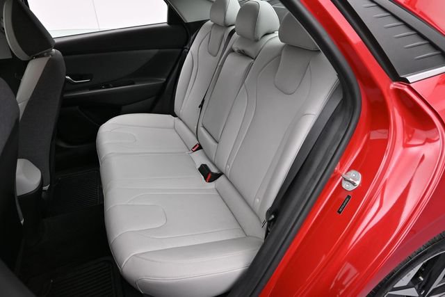 Used 2023 Hyundai Elantra Limited FWD image 26