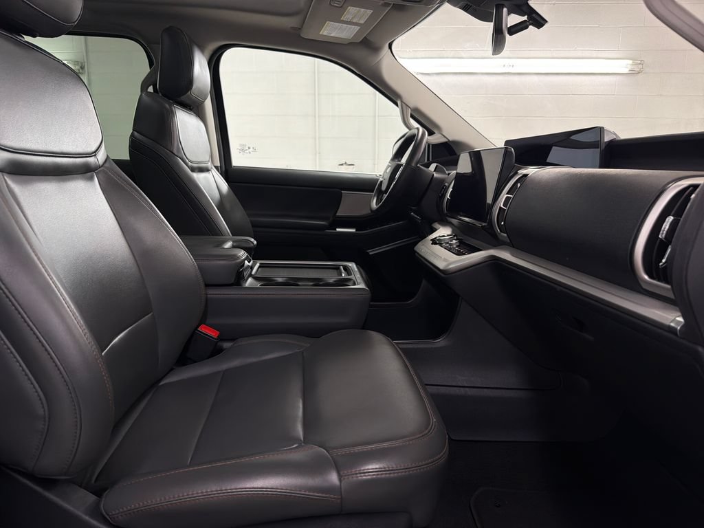 Certified 2025 Ford Expedition Active RWD image 33