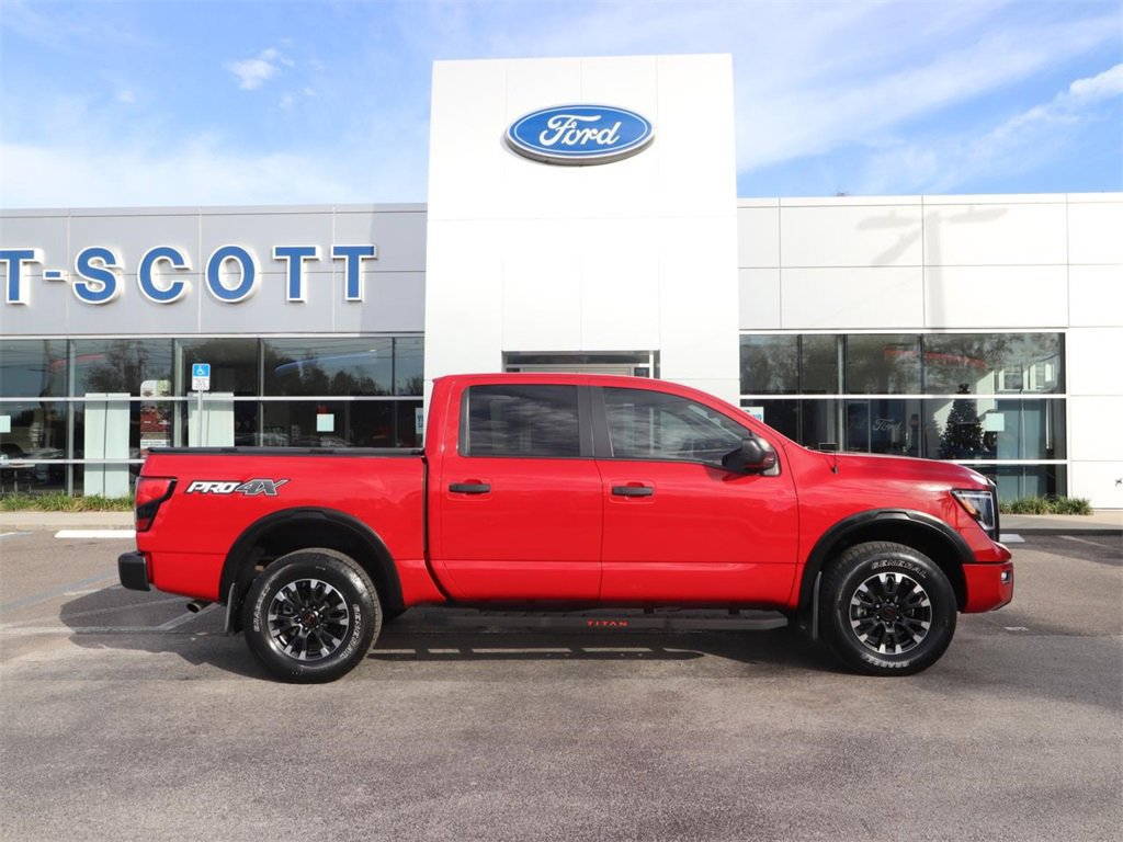 Used 2021 Nissan Titan PRO-4X w/ Off Road Protection Package image 6