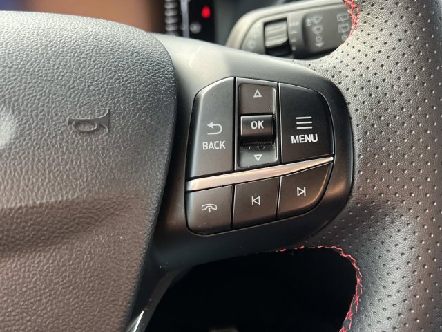 Certified 2023 Ford Escape ST-Line AWD/4WD image 26