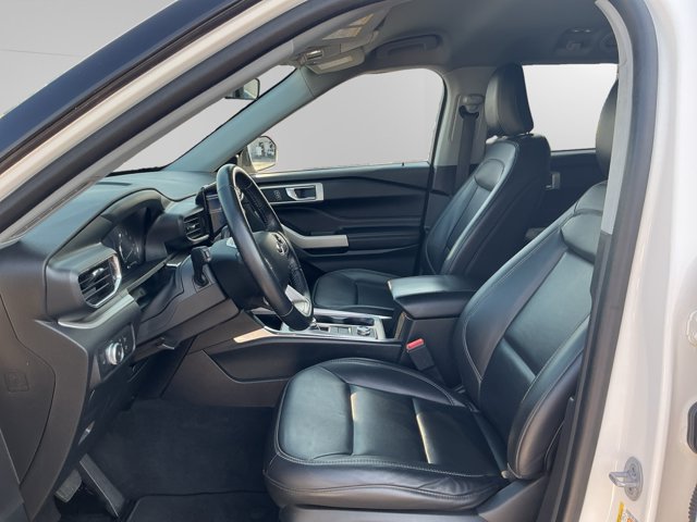 Certified 2022 Ford Explorer XLT AWD/4WD image 9