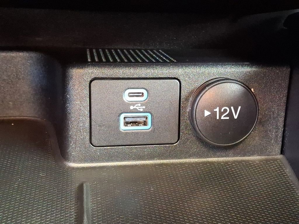 Certified 2022 Ford Escape SEL image 25