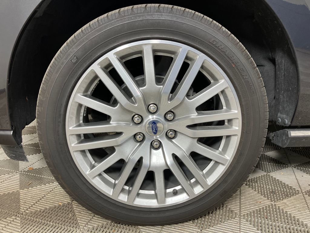 Certified 2024 Ford Expedition Limited image 15