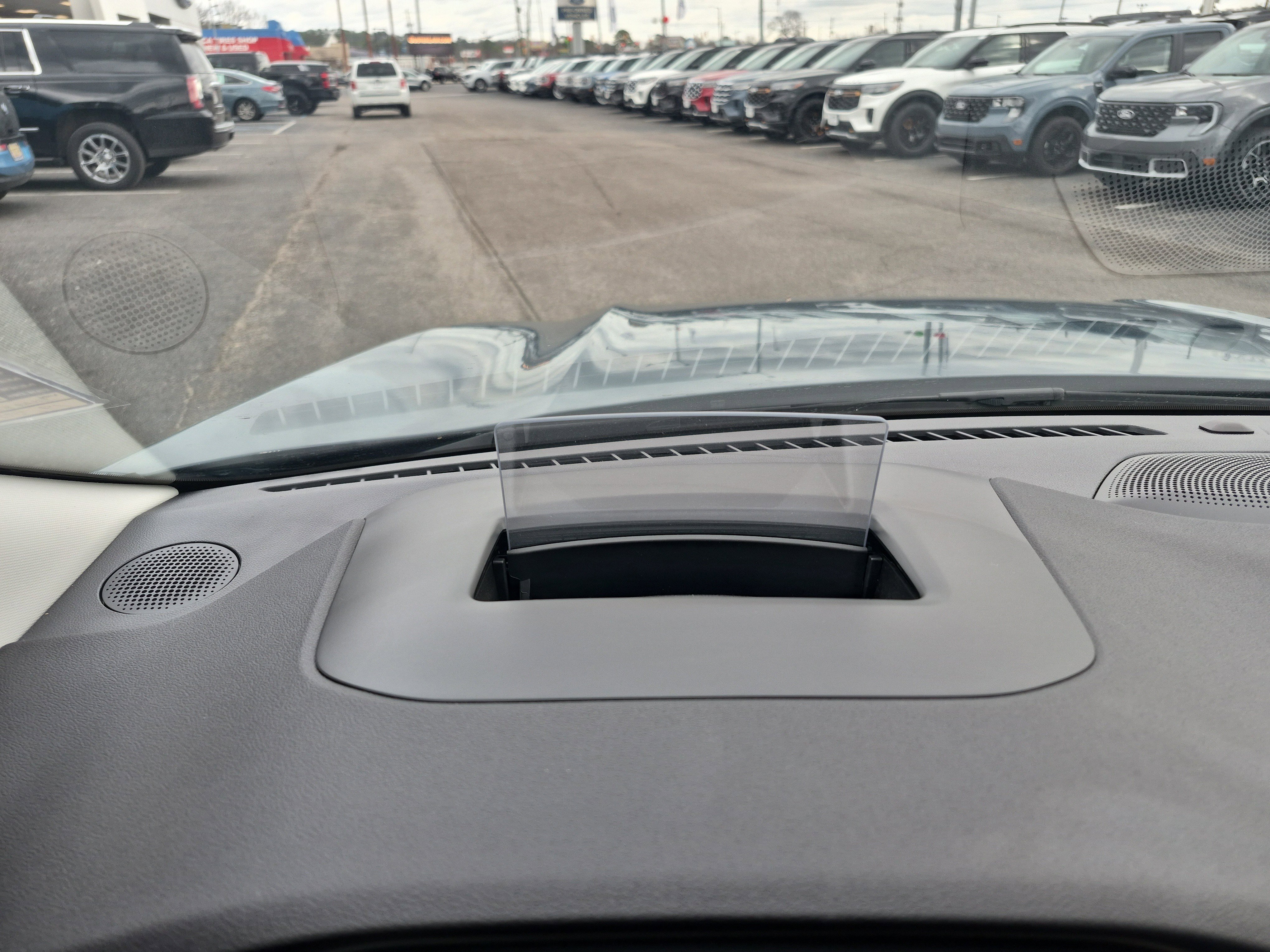 Certified 2025 Ford Escape PHEV w/ PHEV Premium Package image 27