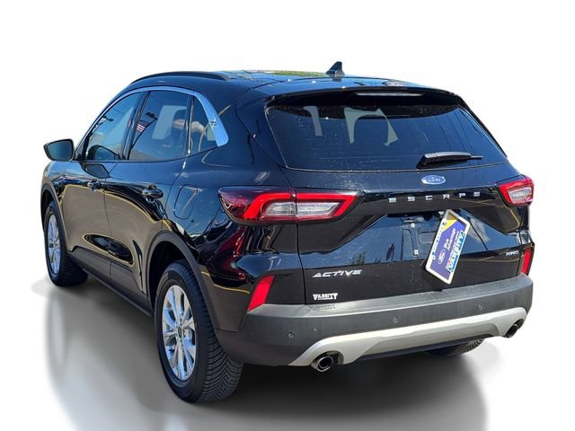 Certified 2023 Ford Escape Active w/ Tech Pack #1 AWD/4WD image 2