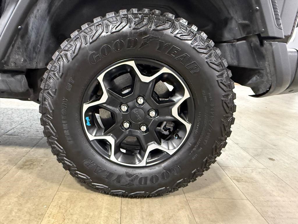 Used 2021 Jeep Wrangler Unlimited Rubicon 4xe w/ Steel Bumper Group image 15