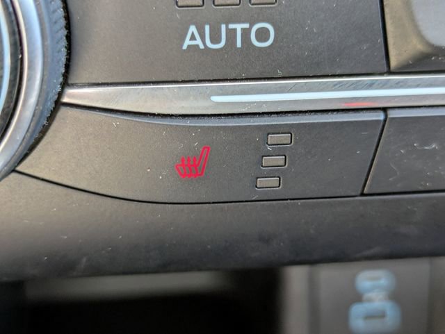 Certified 2020 Ford Escape SE image 23