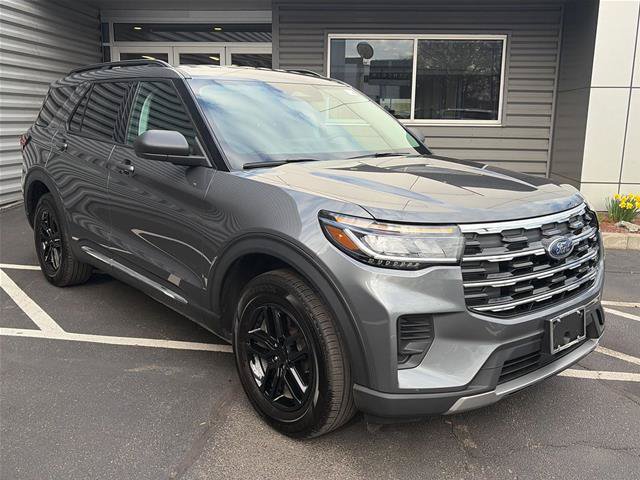 Certified 2025 Ford Explorer Active AWD/4WD image 8
