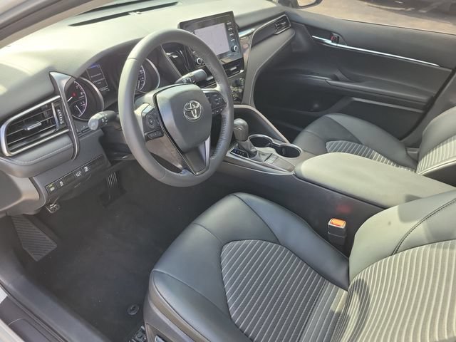 Used 2024 Toyota Camry SE w/ Convenience Package FWD image 17