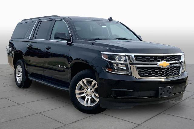 Used 2018 Chevrolet Suburban LT RWD image 3