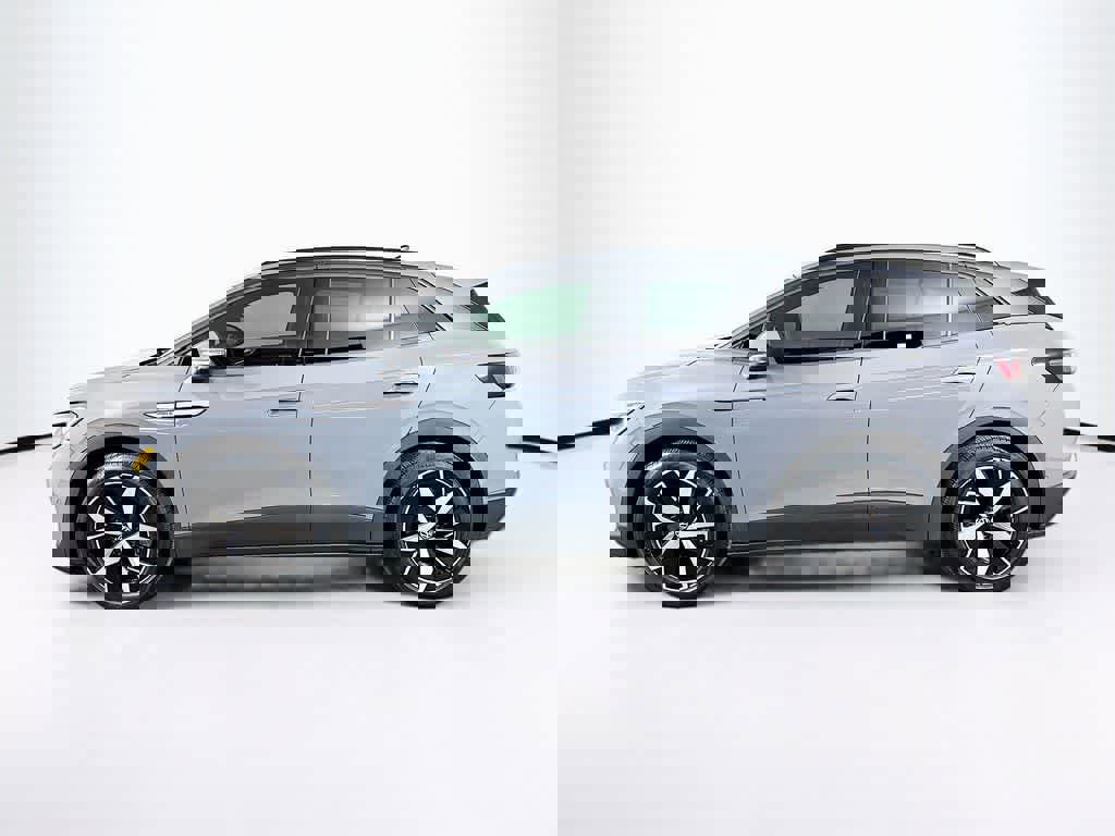 Used 2023 Volkswagen ID.4 Pro S image 2