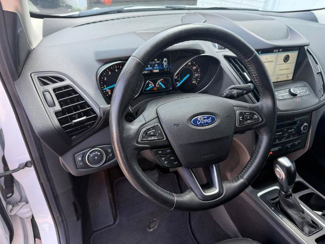 Certified 2019 Ford Escape SEL AWD/4WD image 31