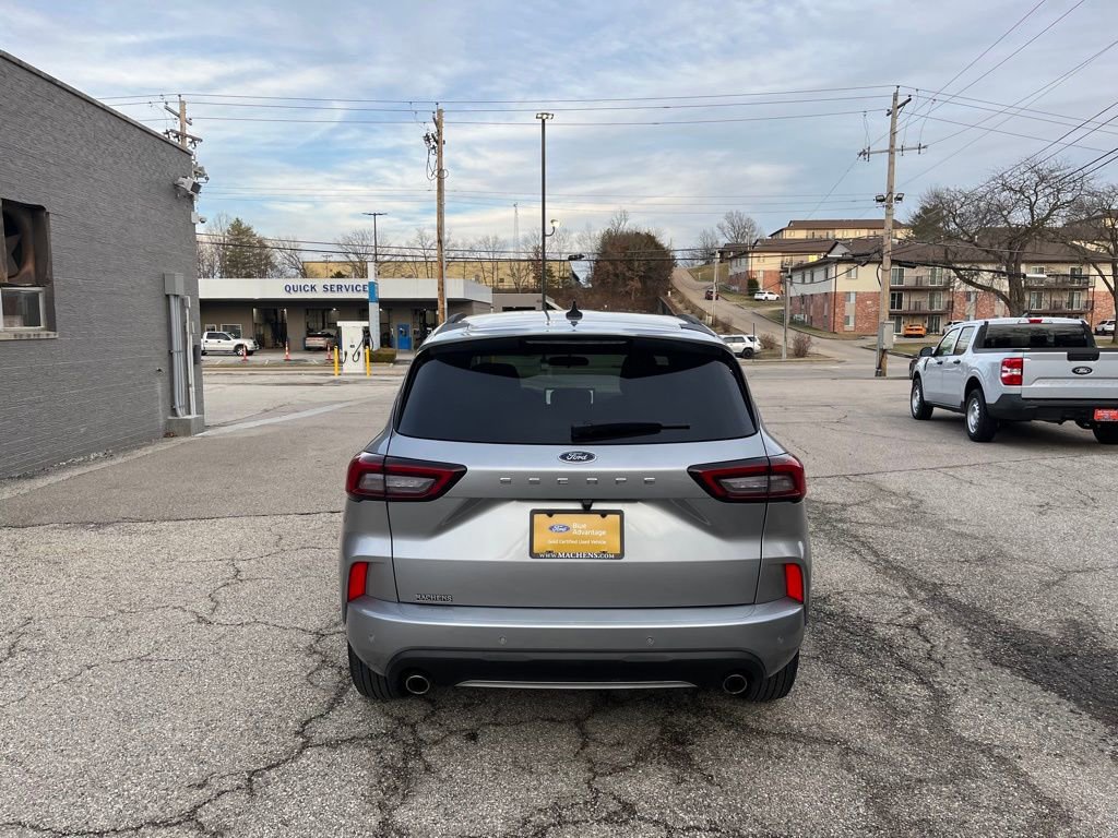 Certified 2023 Ford Escape ST-Line w/ Tech Pack #1 image 3